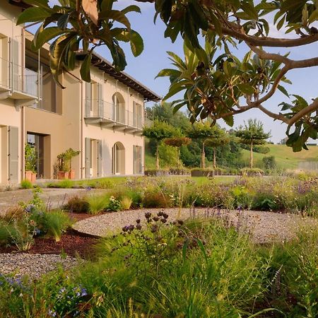 Icollirossi Agriturismo モンフォルテ・ダルバ エクステリア 写真